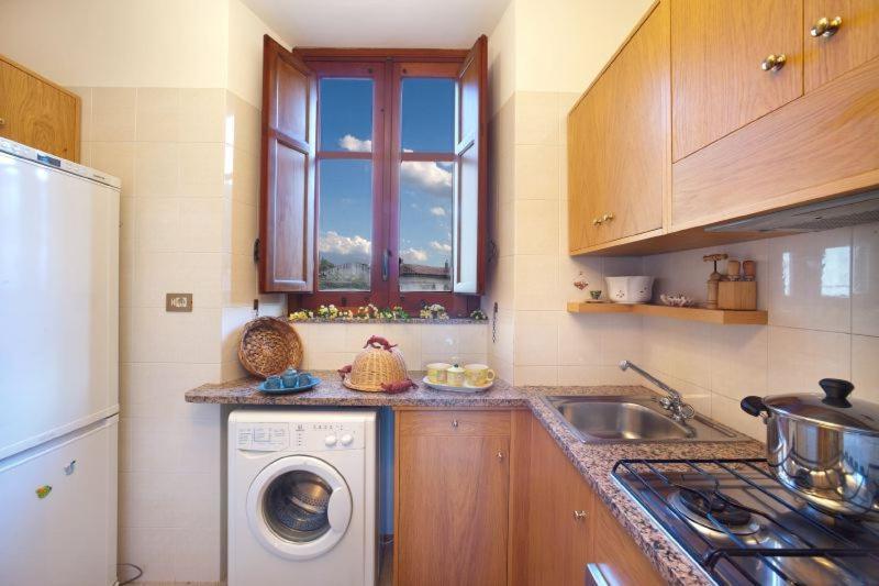 Mazzaro Apartment Sleeps 5 Air Con Wifi Taormina Buitenkant foto